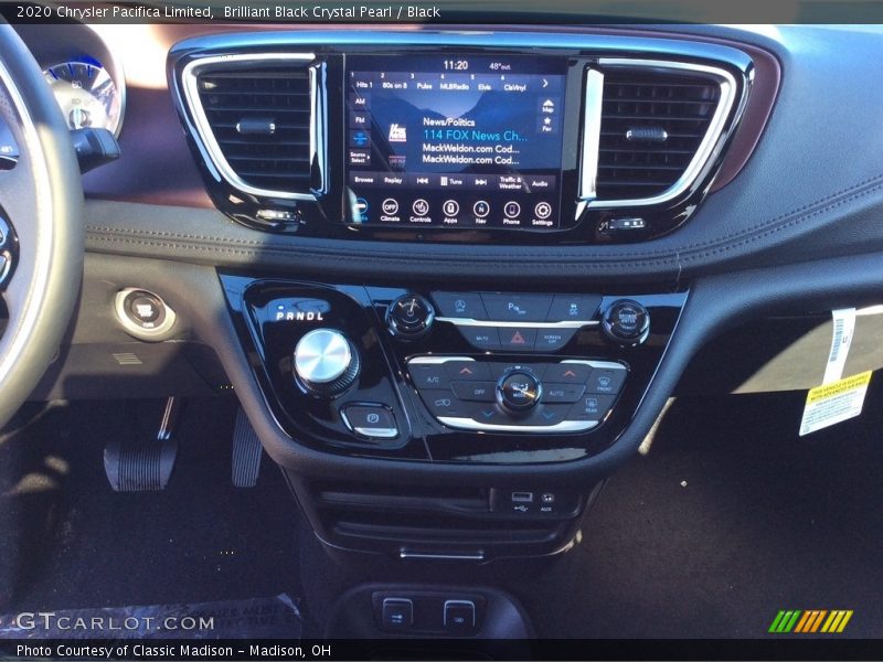 Brilliant Black Crystal Pearl / Black 2020 Chrysler Pacifica Limited
