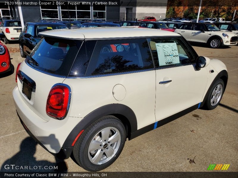 Pepper White / Carbon Black 2020 Mini Hardtop Cooper 2 Door