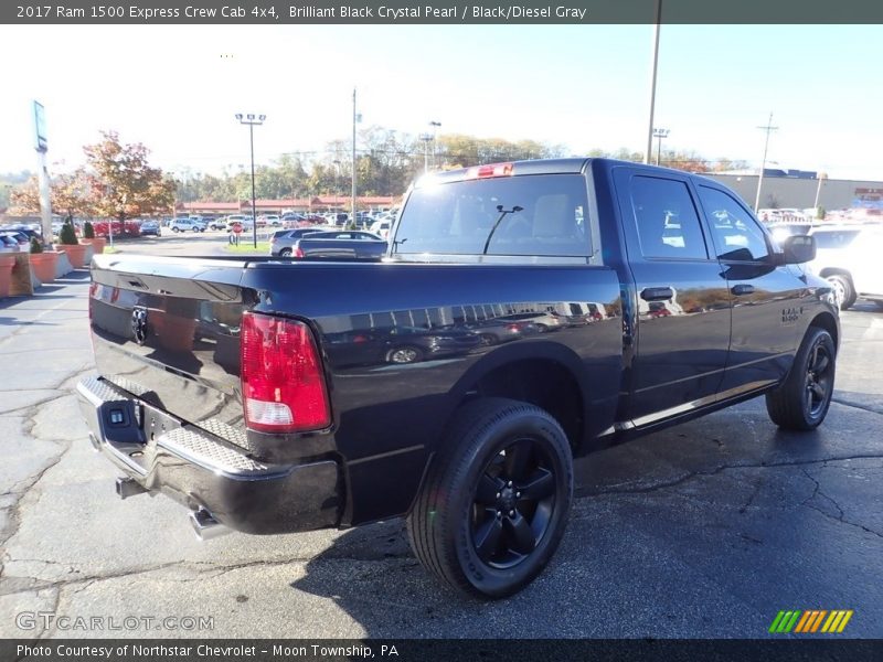 Brilliant Black Crystal Pearl / Black/Diesel Gray 2017 Ram 1500 Express Crew Cab 4x4