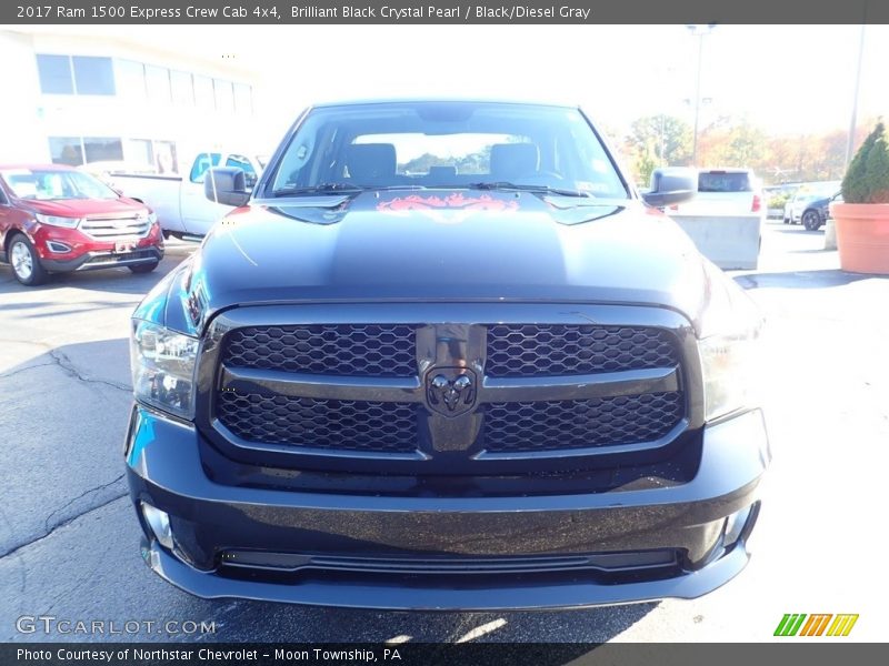 Brilliant Black Crystal Pearl / Black/Diesel Gray 2017 Ram 1500 Express Crew Cab 4x4