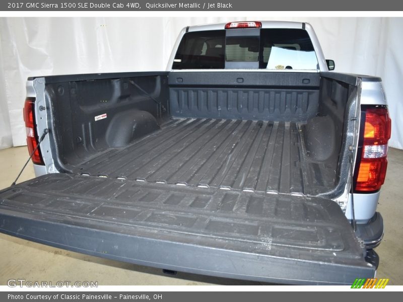 Quicksilver Metallic / Jet Black 2017 GMC Sierra 1500 SLE Double Cab 4WD