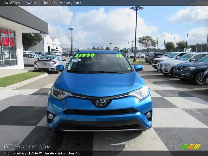 Electric Storm Blue / Black 2018 Toyota RAV4 XLE