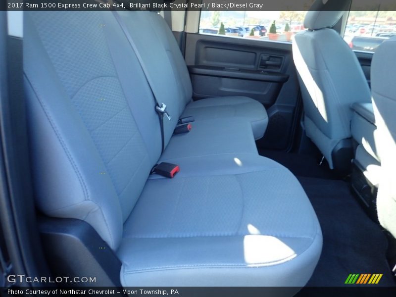 Brilliant Black Crystal Pearl / Black/Diesel Gray 2017 Ram 1500 Express Crew Cab 4x4