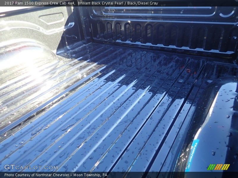 Brilliant Black Crystal Pearl / Black/Diesel Gray 2017 Ram 1500 Express Crew Cab 4x4