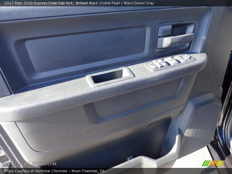 Brilliant Black Crystal Pearl / Black/Diesel Gray 2017 Ram 1500 Express Crew Cab 4x4