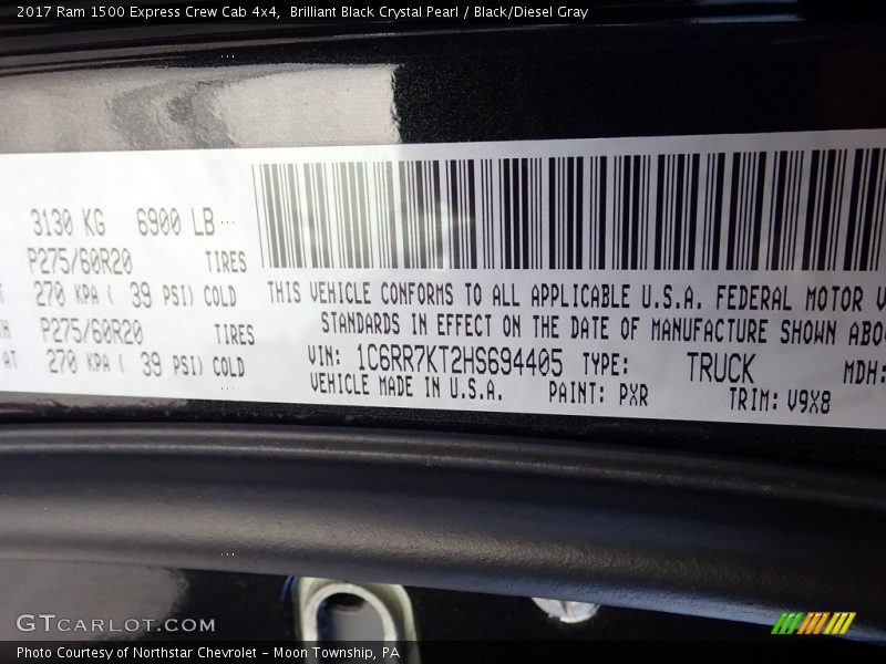 Brilliant Black Crystal Pearl / Black/Diesel Gray 2017 Ram 1500 Express Crew Cab 4x4