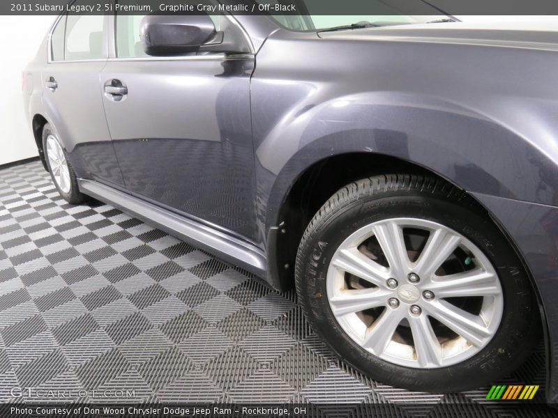 Graphite Gray Metallic / Off-Black 2011 Subaru Legacy 2.5i Premium