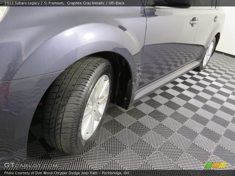 Graphite Gray Metallic / Off-Black 2011 Subaru Legacy 2.5i Premium