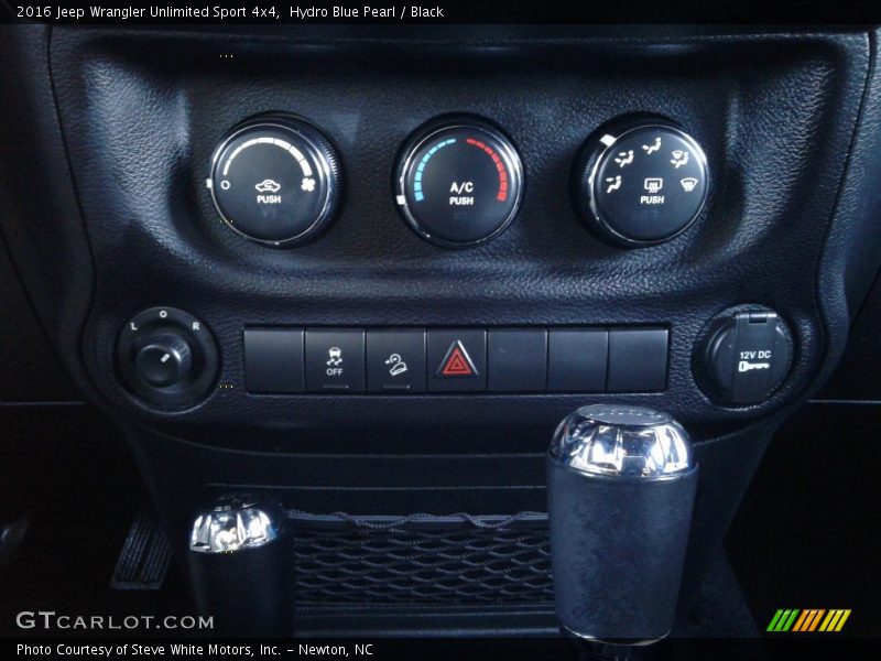 Hydro Blue Pearl / Black 2016 Jeep Wrangler Unlimited Sport 4x4