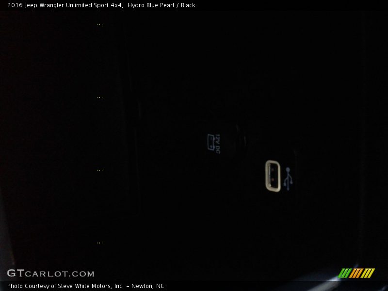 Hydro Blue Pearl / Black 2016 Jeep Wrangler Unlimited Sport 4x4