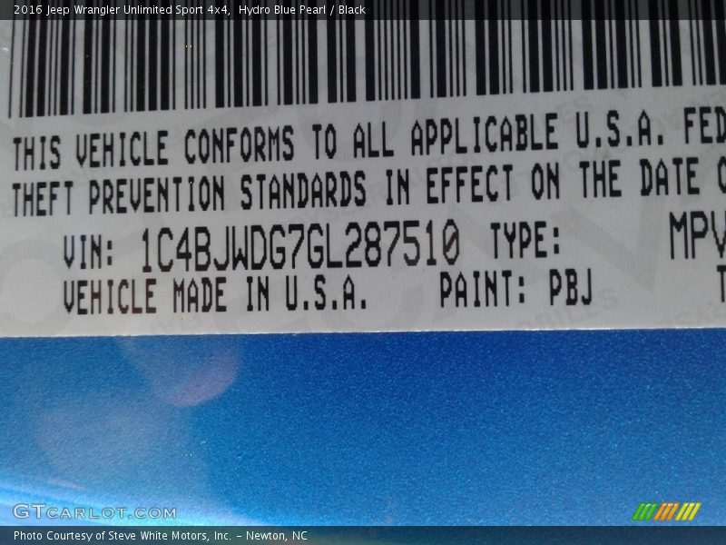 Hydro Blue Pearl / Black 2016 Jeep Wrangler Unlimited Sport 4x4