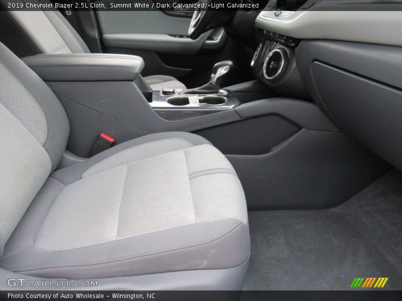 Summit White / Dark Galvanized/­Light Galvanized 2019 Chevrolet Blazer 2.5L Cloth