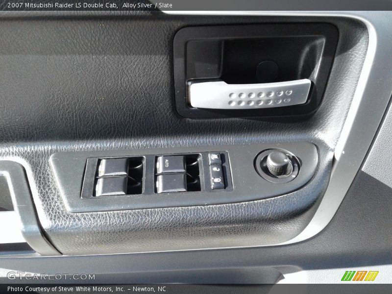 Alloy Silver / Slate 2007 Mitsubishi Raider LS Double Cab