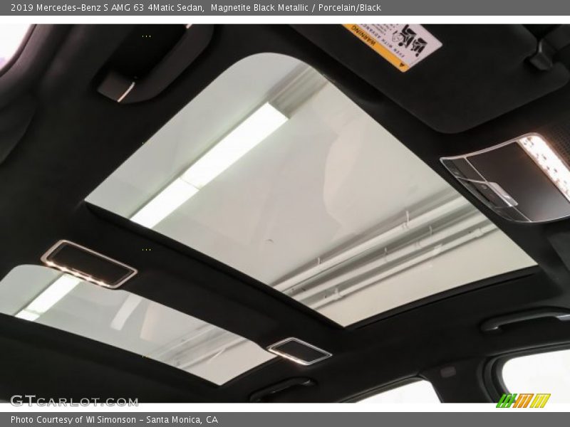 Sunroof of 2019 S AMG 63 4Matic Sedan