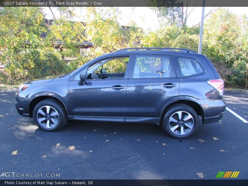Dark Gray Metallic / Gray 2017 Subaru Forester 2.5i