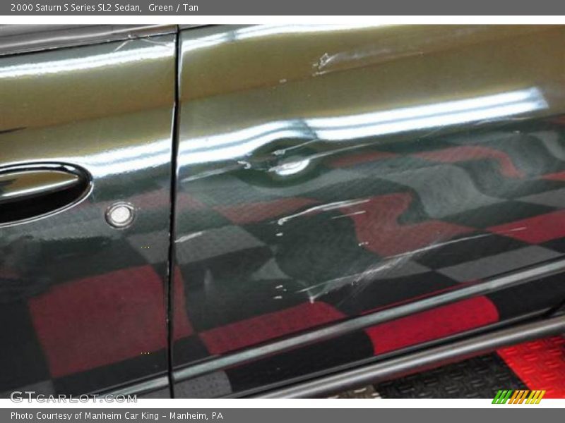 Green / Tan 2000 Saturn S Series SL2 Sedan