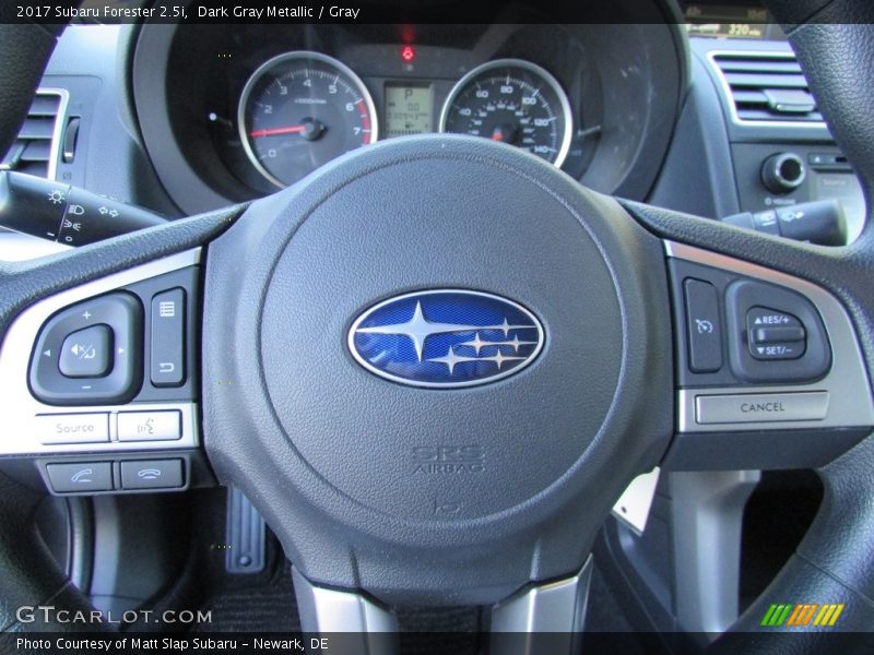 Dark Gray Metallic / Gray 2017 Subaru Forester 2.5i