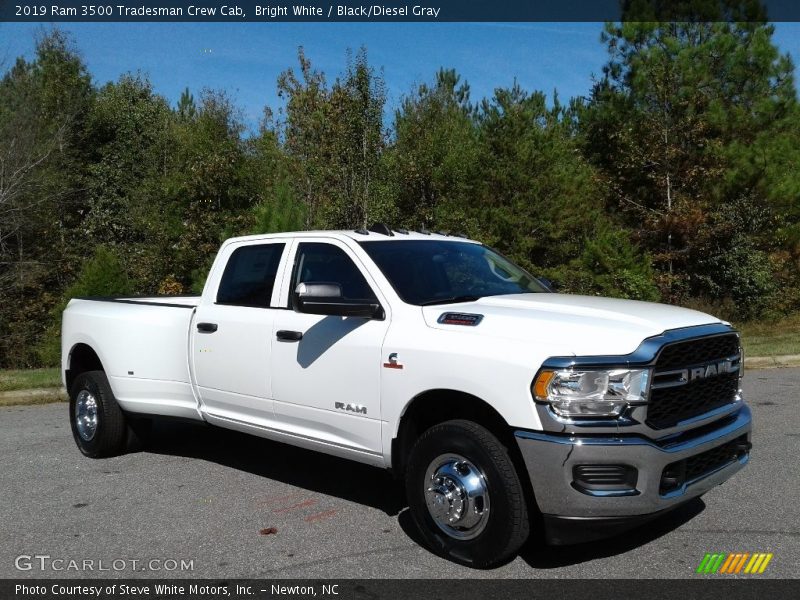Bright White / Black/Diesel Gray 2019 Ram 3500 Tradesman Crew Cab
