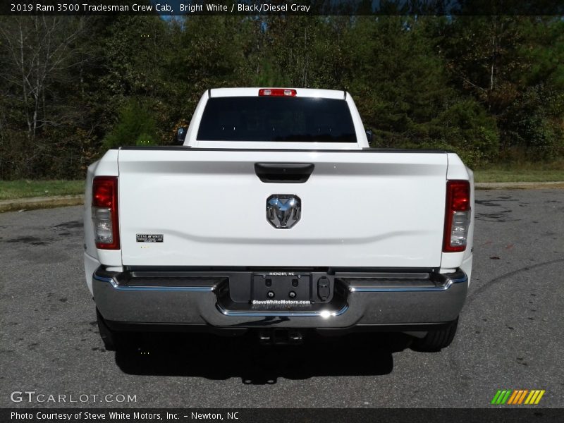 Bright White / Black/Diesel Gray 2019 Ram 3500 Tradesman Crew Cab