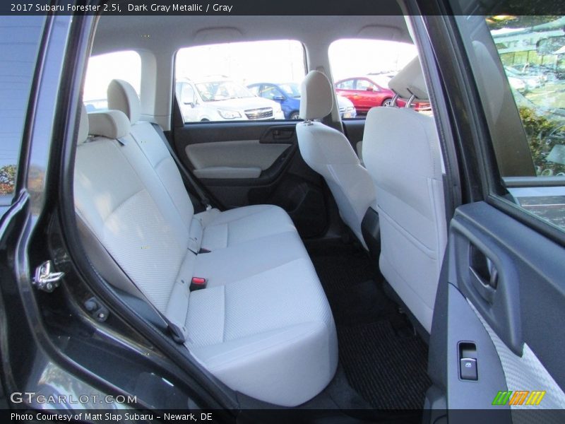Dark Gray Metallic / Gray 2017 Subaru Forester 2.5i