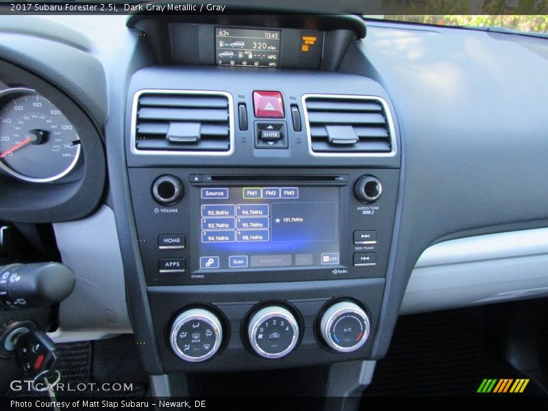 Dark Gray Metallic / Gray 2017 Subaru Forester 2.5i