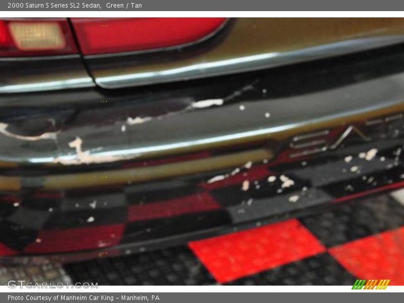 Green / Tan 2000 Saturn S Series SL2 Sedan