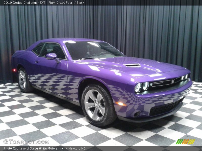Plum Crazy Pearl / Black 2019 Dodge Challenger SXT