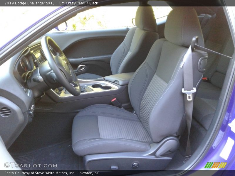 Plum Crazy Pearl / Black 2019 Dodge Challenger SXT
