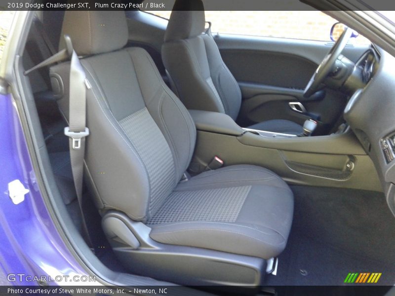 Plum Crazy Pearl / Black 2019 Dodge Challenger SXT