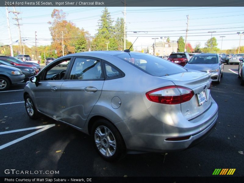 Ingot Silver / Charcoal Black 2014 Ford Fiesta SE Sedan