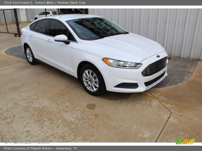 Oxford White / Medium Earth Gray 2016 Ford Fusion S