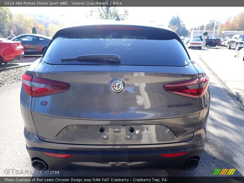 Vesuvio Gray Metallic / Black 2019 Alfa Romeo Stelvio Sport AWD