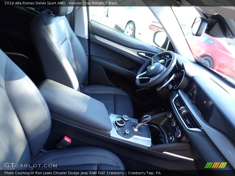 Vesuvio Gray Metallic / Black 2019 Alfa Romeo Stelvio Sport AWD