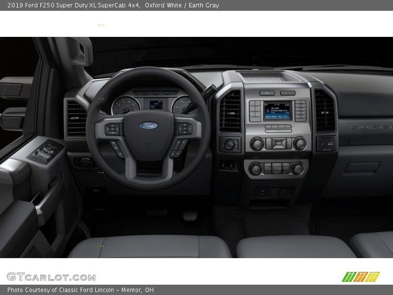Oxford White / Earth Gray 2019 Ford F250 Super Duty XL SuperCab 4x4