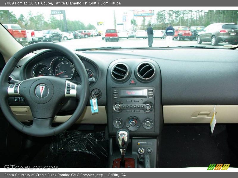 White Diamond Tri Coat / Light Taupe 2009 Pontiac G6 GT Coupe