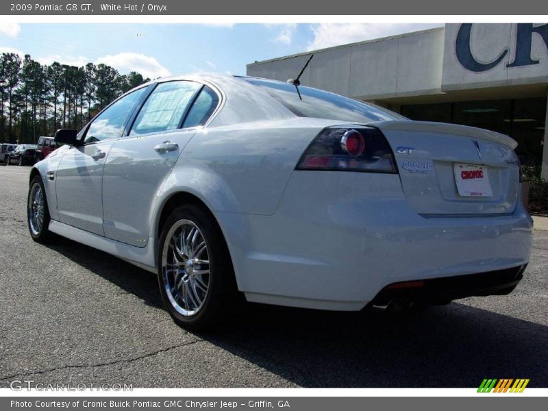 White Hot / Onyx 2009 Pontiac G8 GT
