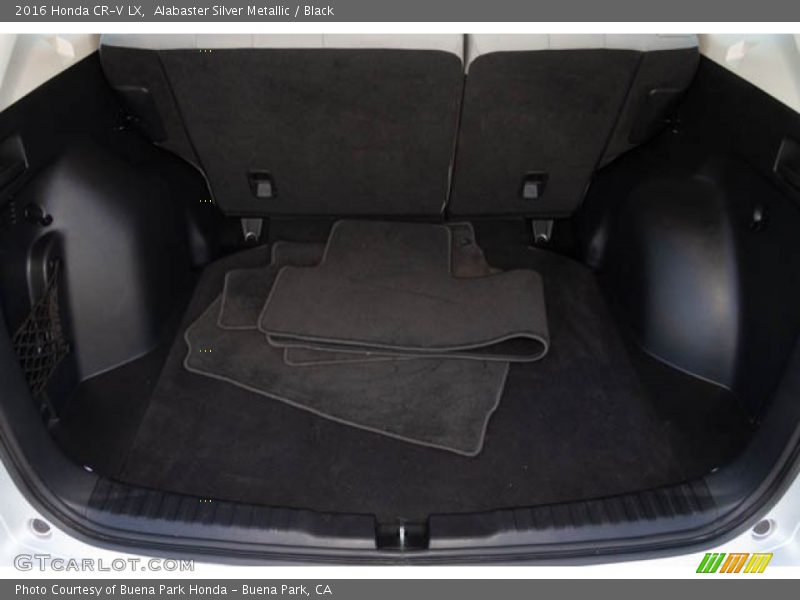 Alabaster Silver Metallic / Black 2016 Honda CR-V LX