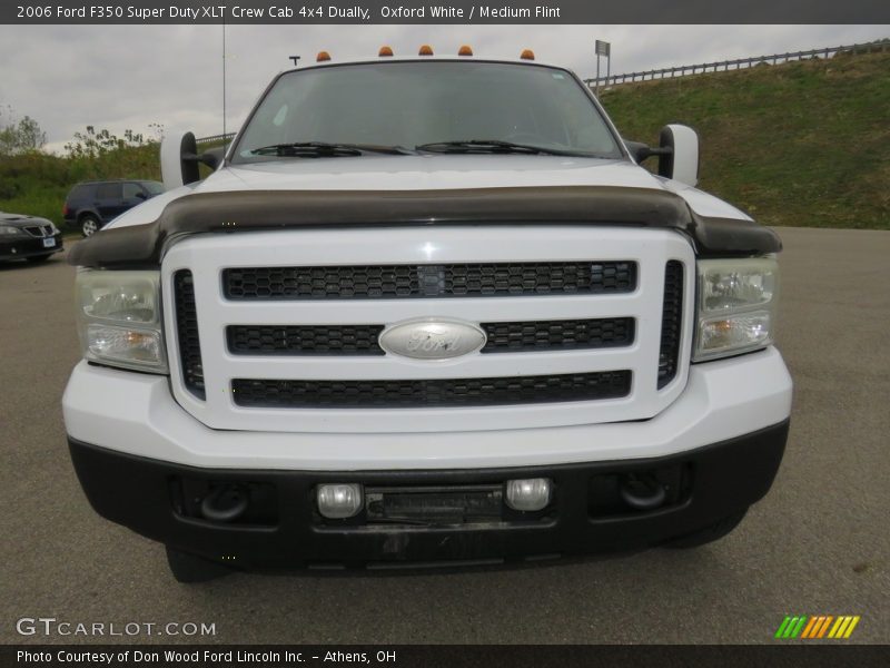 Oxford White / Medium Flint 2006 Ford F350 Super Duty XLT Crew Cab 4x4 Dually