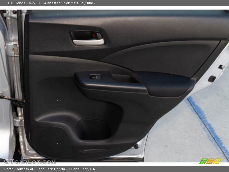 Alabaster Silver Metallic / Black 2016 Honda CR-V LX