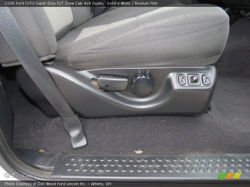 Oxford White / Medium Flint 2006 Ford F350 Super Duty XLT Crew Cab 4x4 Dually