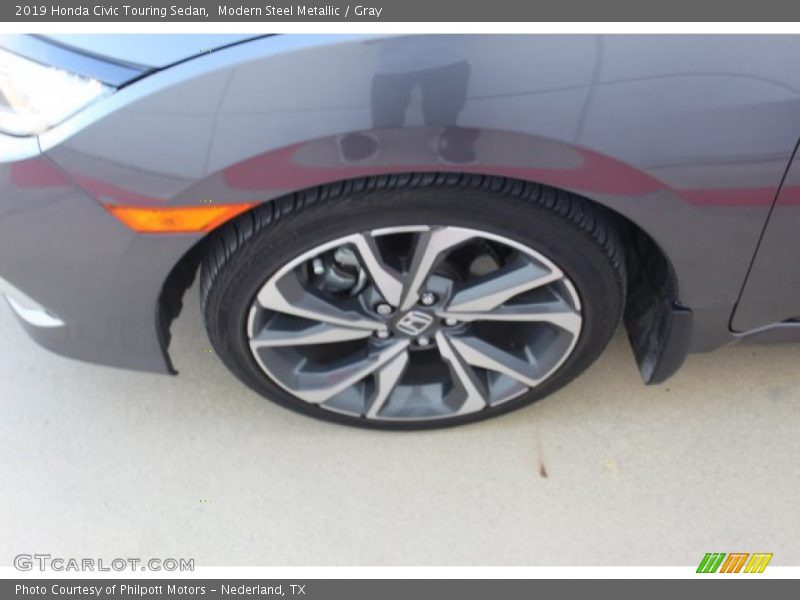 Modern Steel Metallic / Gray 2019 Honda Civic Touring Sedan