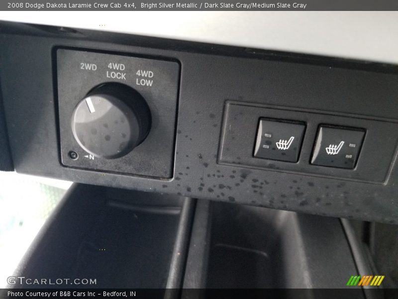 Bright Silver Metallic / Dark Slate Gray/Medium Slate Gray 2008 Dodge Dakota Laramie Crew Cab 4x4