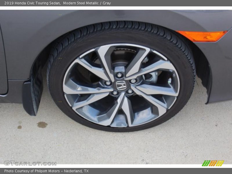 Modern Steel Metallic / Gray 2019 Honda Civic Touring Sedan