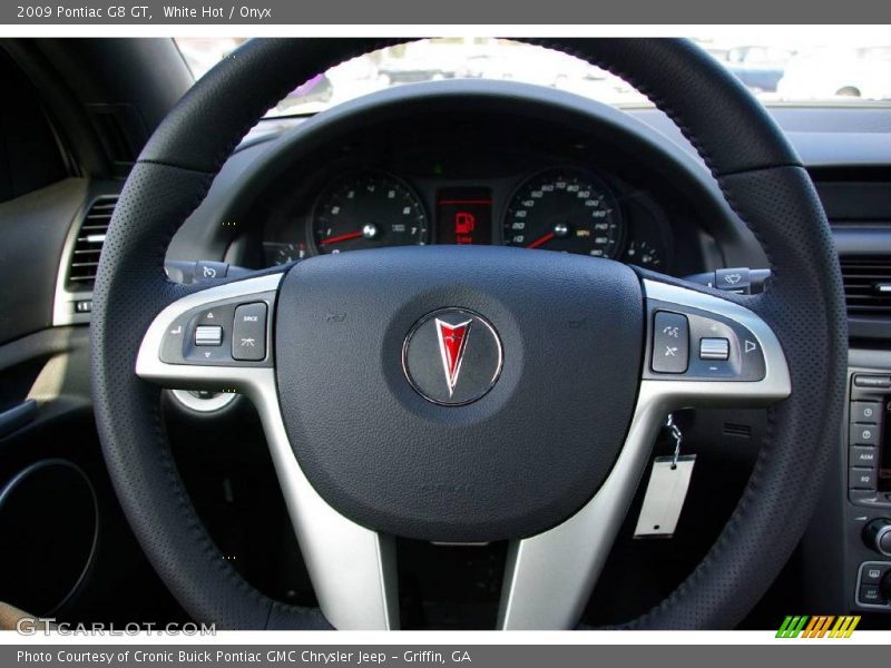 White Hot / Onyx 2009 Pontiac G8 GT