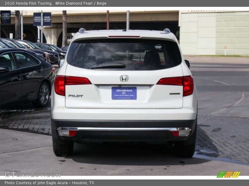 White Diamond Pearl / Beige 2016 Honda Pilot Touring