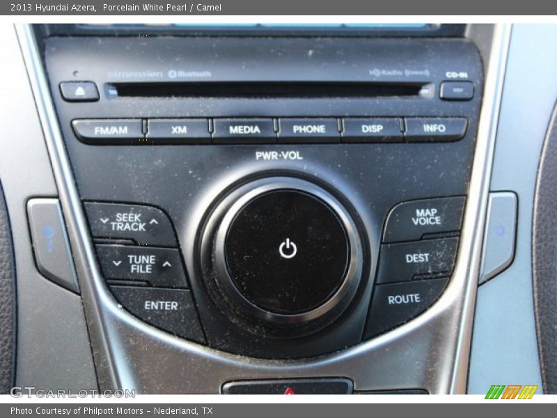 Porcelain White Pearl / Camel 2013 Hyundai Azera