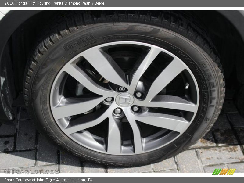 White Diamond Pearl / Beige 2016 Honda Pilot Touring
