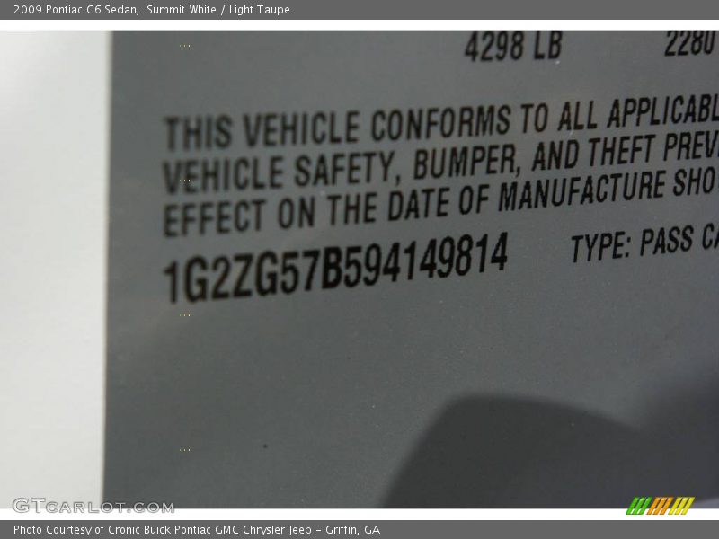 Summit White / Light Taupe 2009 Pontiac G6 Sedan