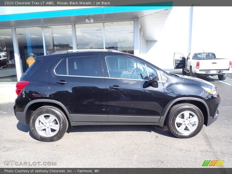 Mosaic Black Metallic / Jet Black 2020 Chevrolet Trax LT AWD