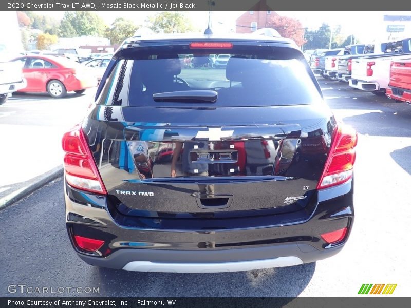 Mosaic Black Metallic / Jet Black 2020 Chevrolet Trax LT AWD
